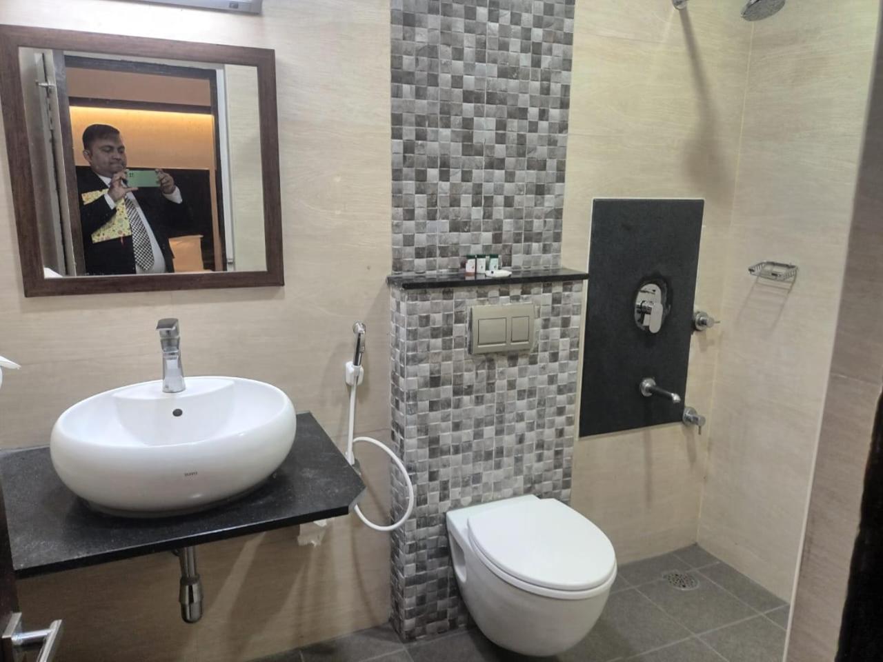 Bngv Mystic Premier Hotel Μπανγκαλόρ Δωμάτιο φωτογραφία